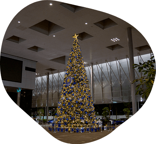 Finest Xmas Tree Decoration - Atriums Decoration - Prince's Landscape Pte Ltd